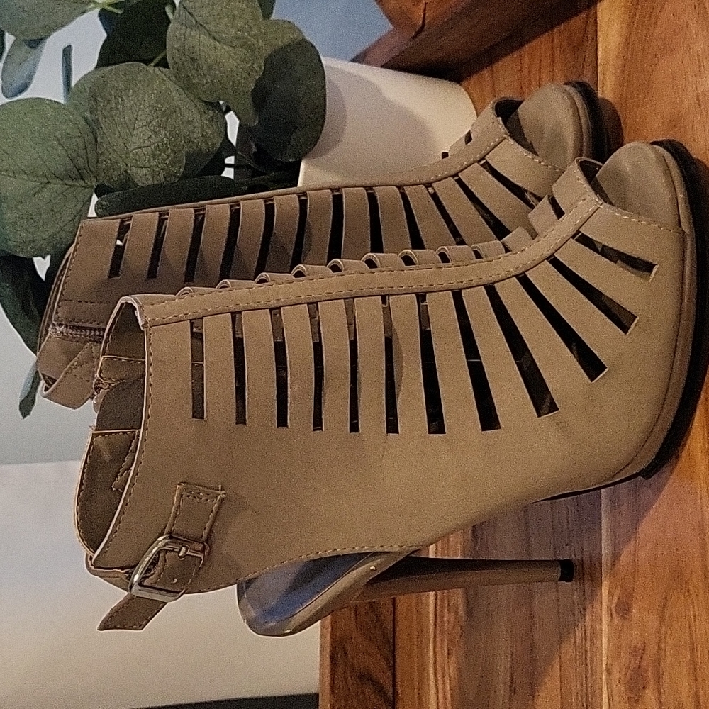 Taupe sandals